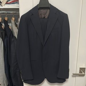 Suitsupply Custom Navy 4Ply Traveller Suit (38R) (Gently Used)